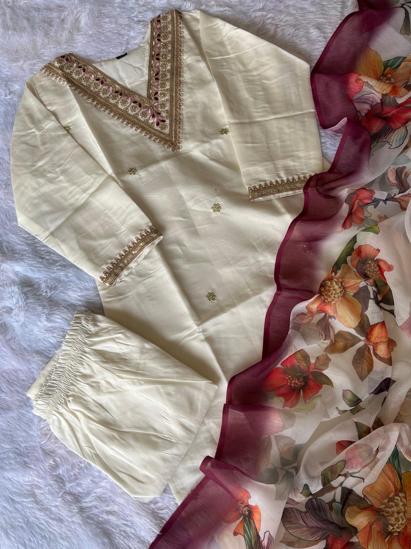 ROMAN SILK WITH BEAUTIFUL EMBROIDERY