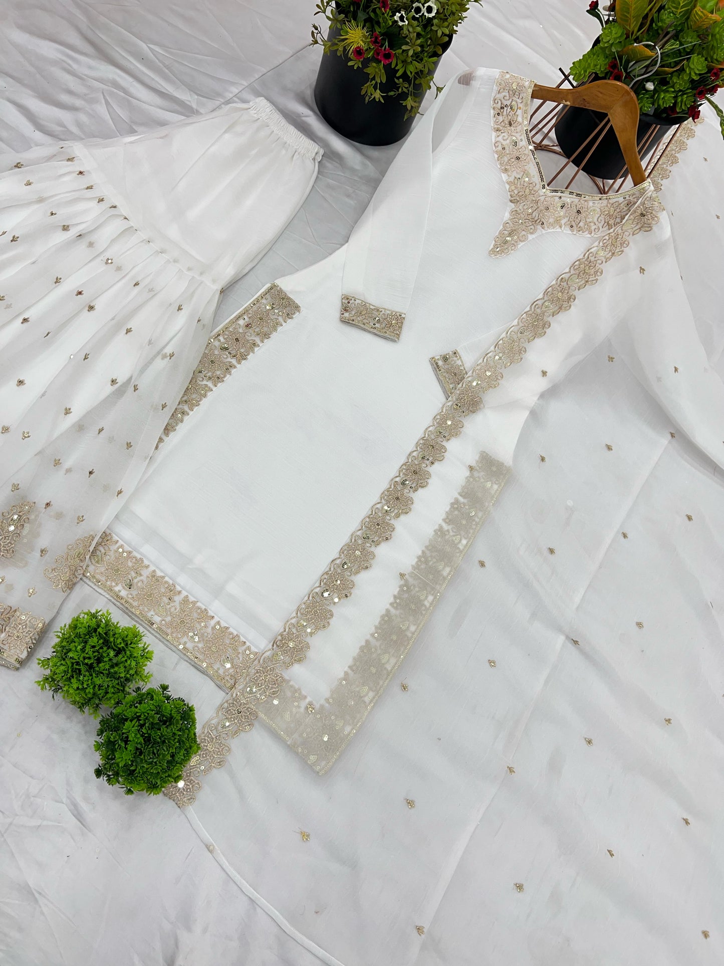 ELEGANT DESI OUTFIT
