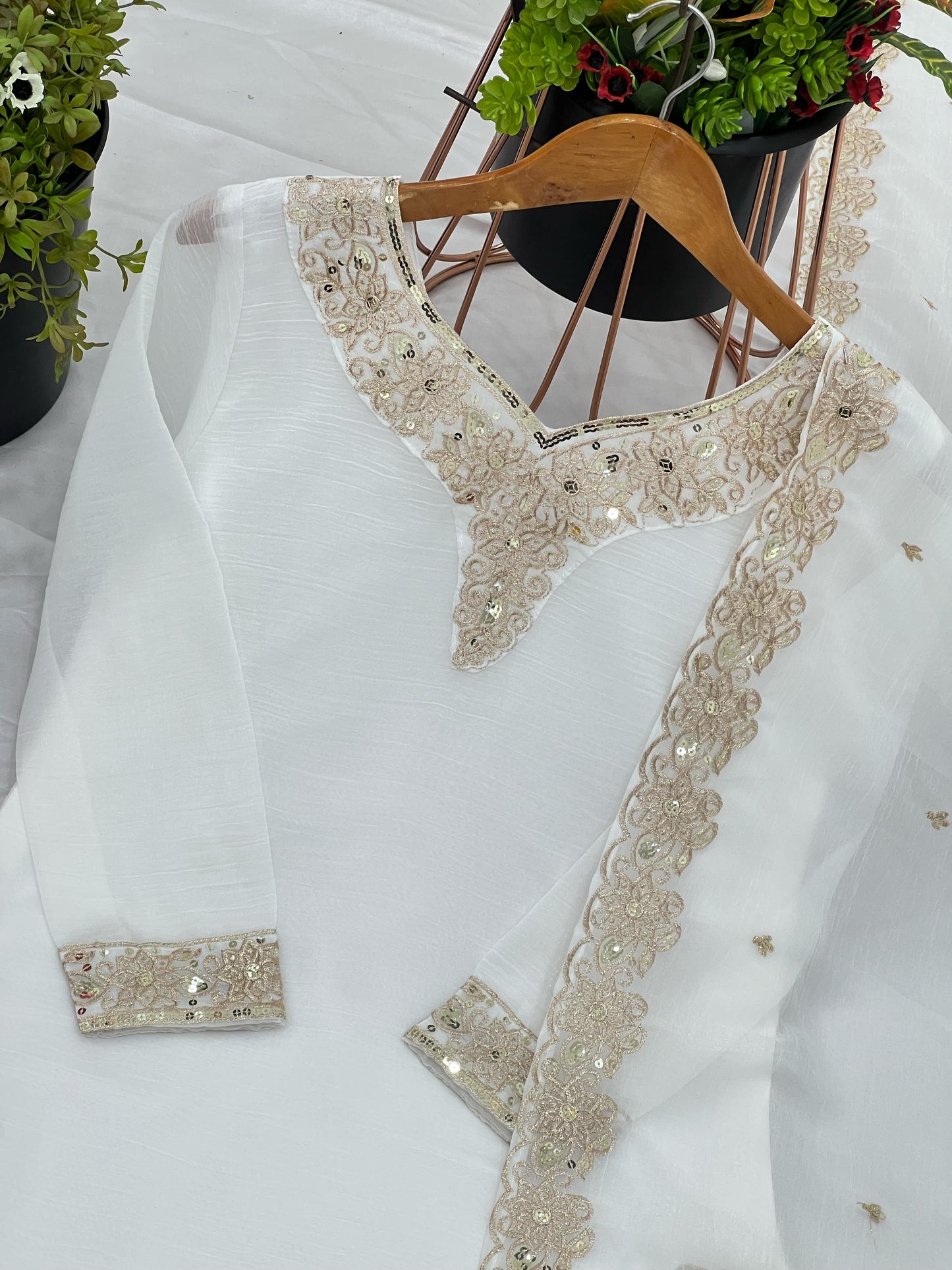 ELEGANT DESI OUTFIT