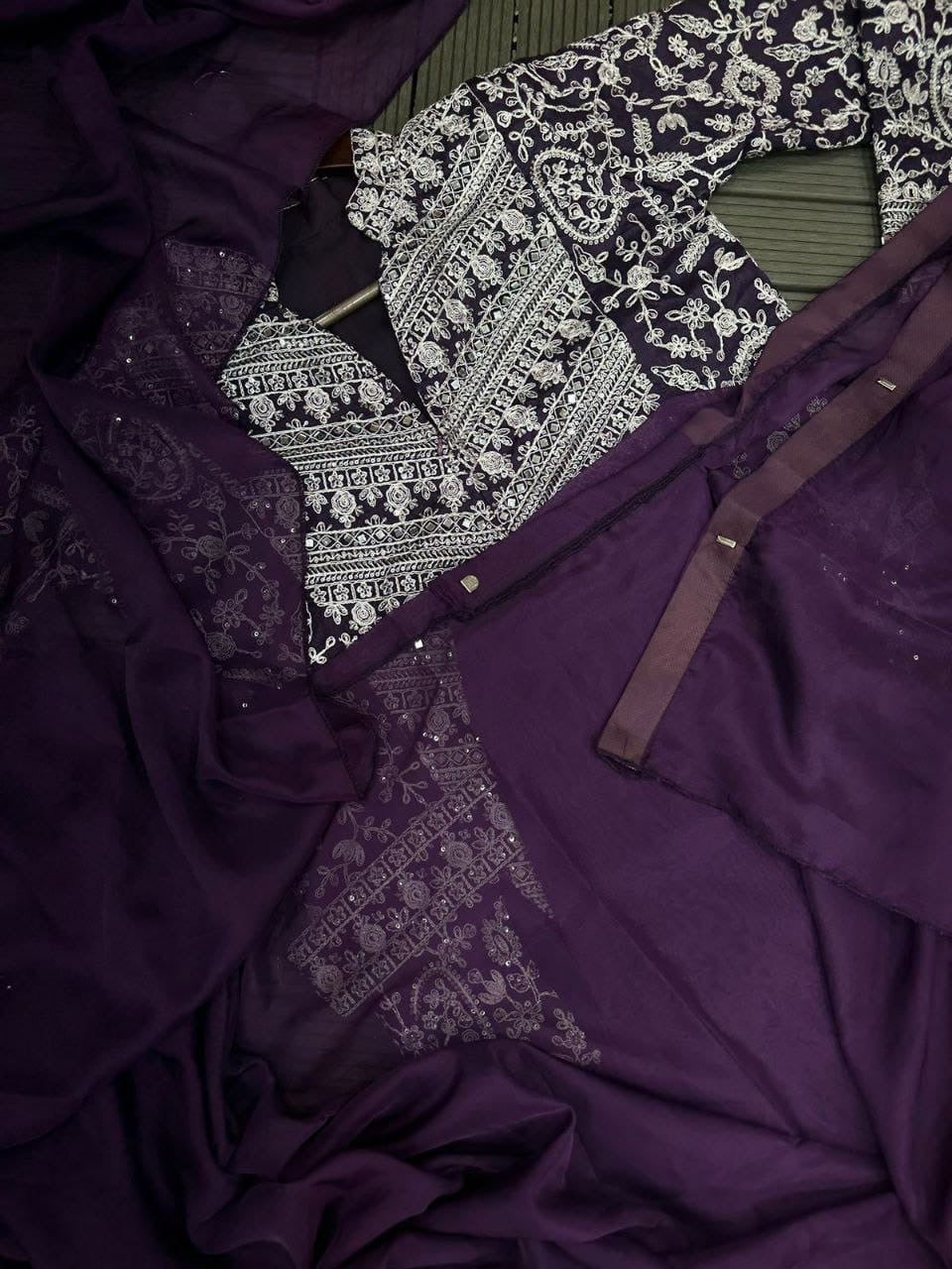 BOSS LADY LUXE SAREE