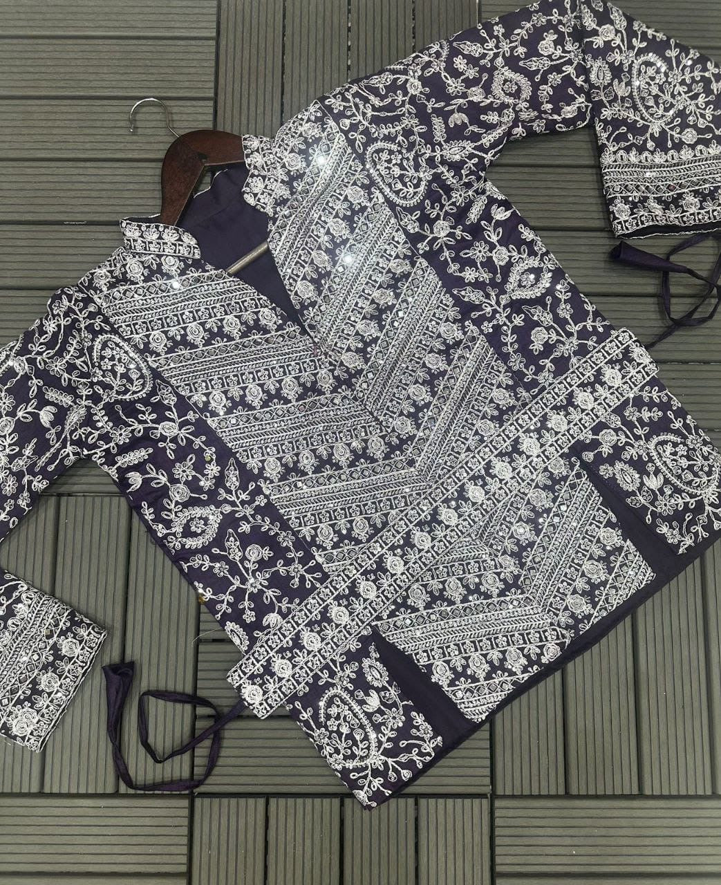 BOSS LADY LUXE SAREE