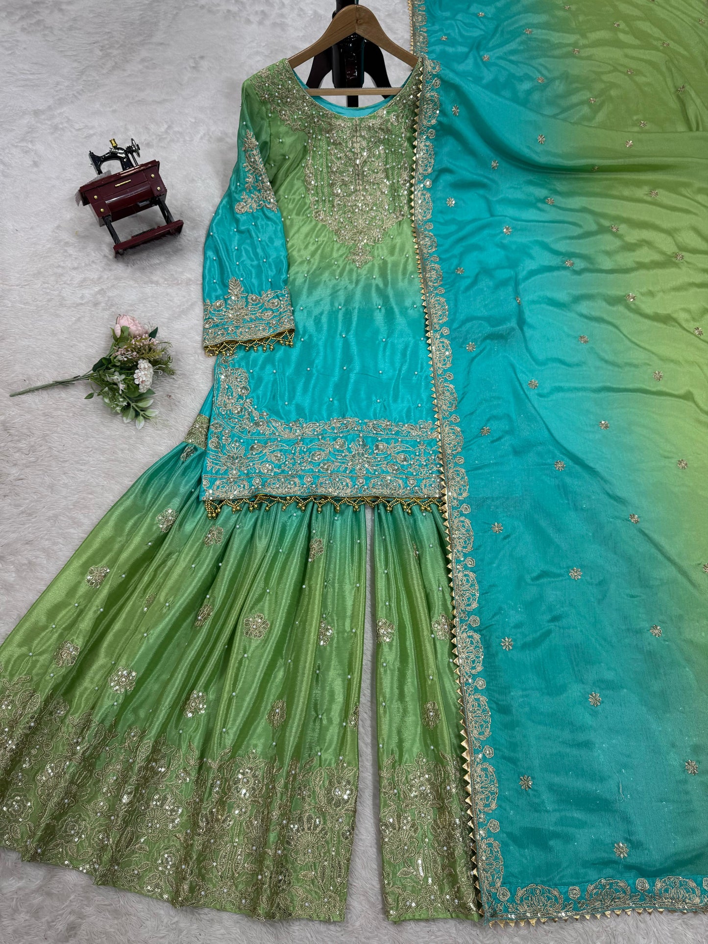 THE ROYAL DYNASTY SHARARA  SUIT