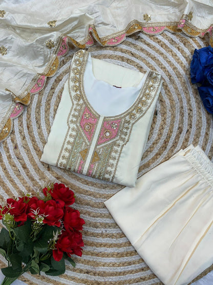 HEAVY EMBROIDERED DESIGNER FESTIVE WEAR SET