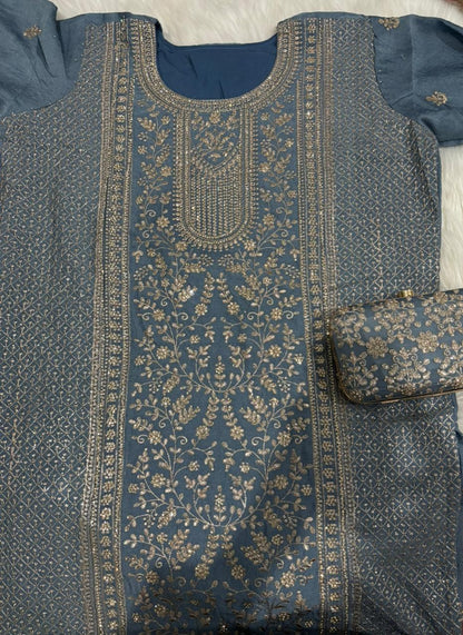 MEHERUNISA ROYAL GARARA SET WITH PURSE