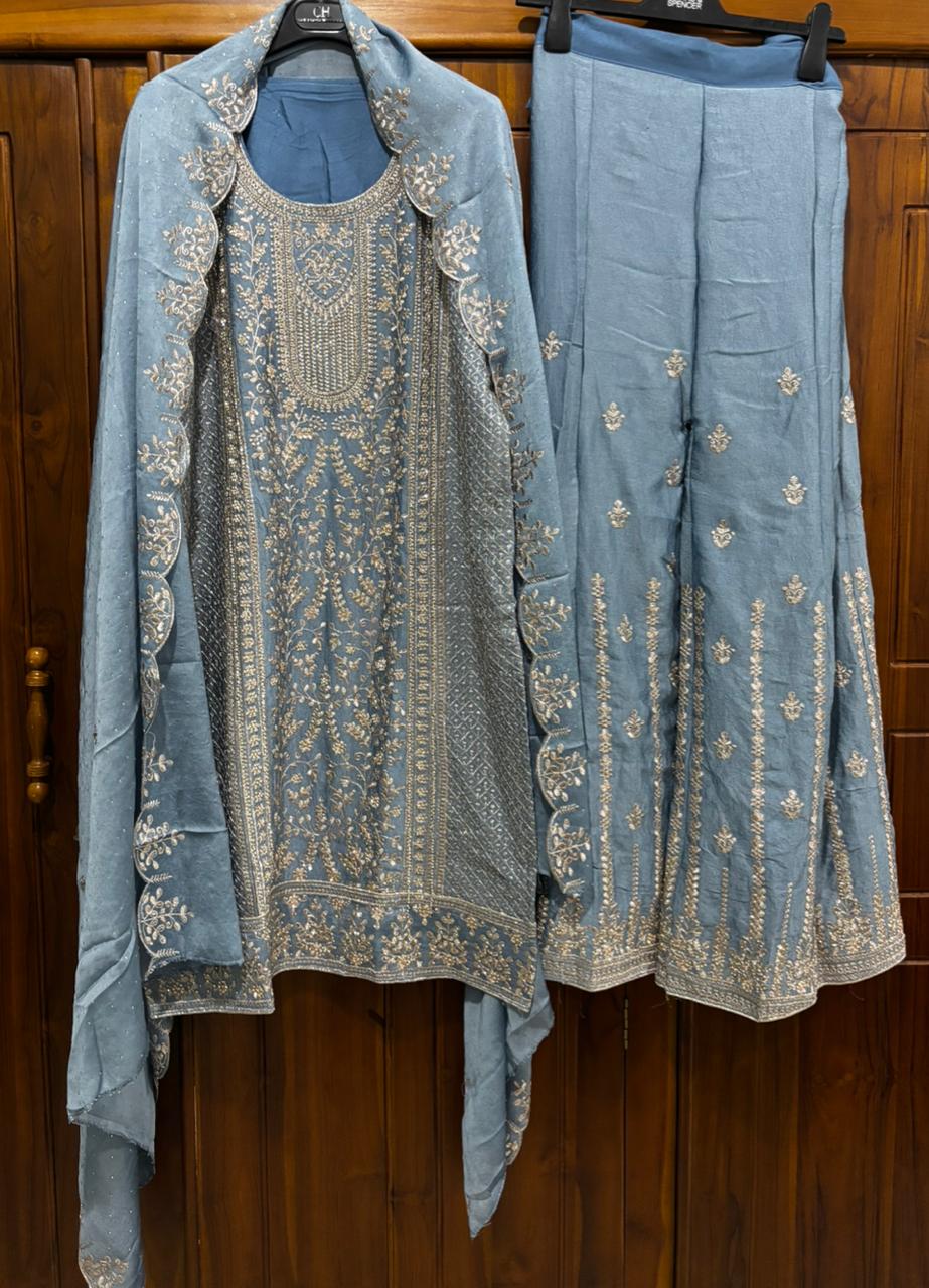 MEHERUNISA ROYAL GARARA SET WITH PURSE