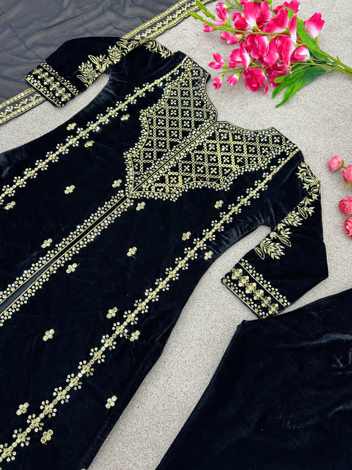 MEHERMAHAL ANARKALI