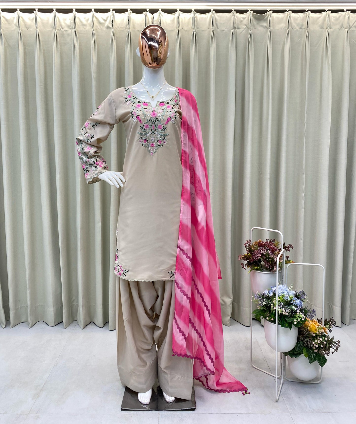 DESIGNER WEAR EXCLUSIVE FARSI SALWAR SUIT IN FRENCH CRAPE WITH SOFT ORGANZA DUPATTA