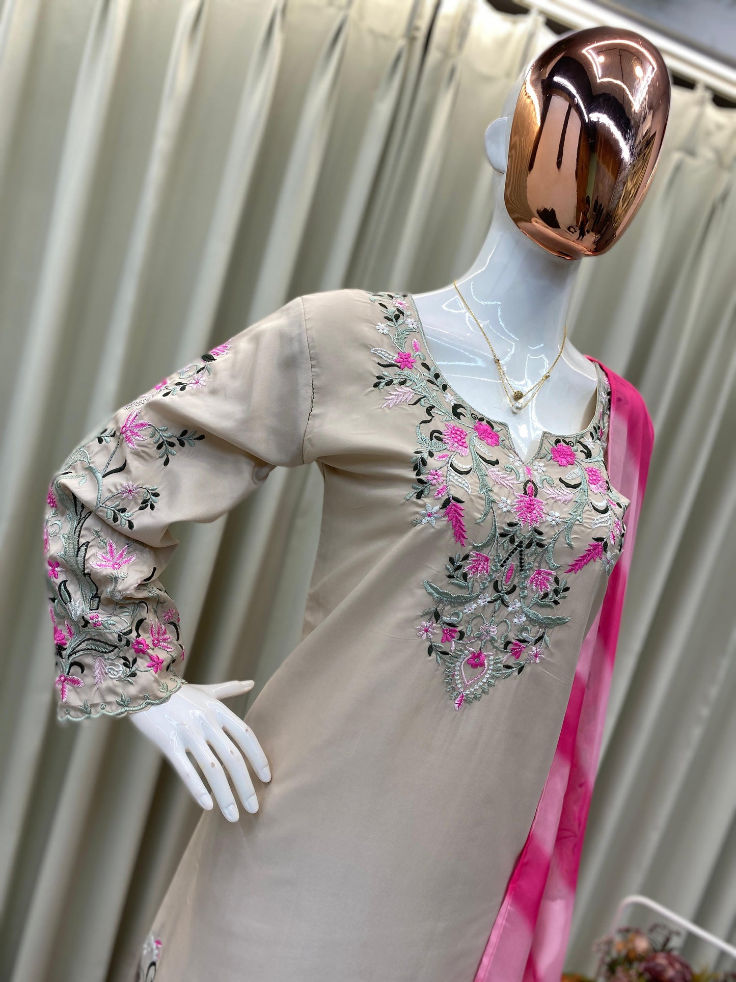 DESIGNER WEAR EXCLUSIVE FARSI SALWAR SUIT IN FRENCH CRAPE WITH SOFT ORGANZA DUPATTA