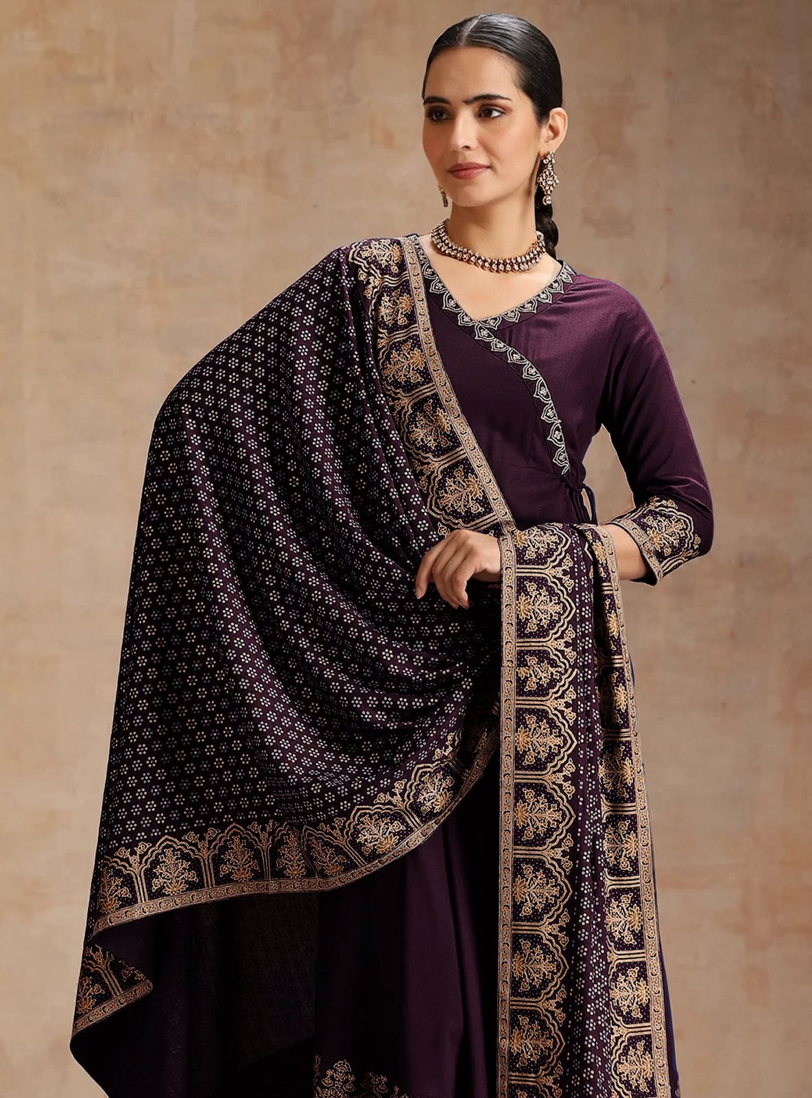 MAHIRA ANARKALI