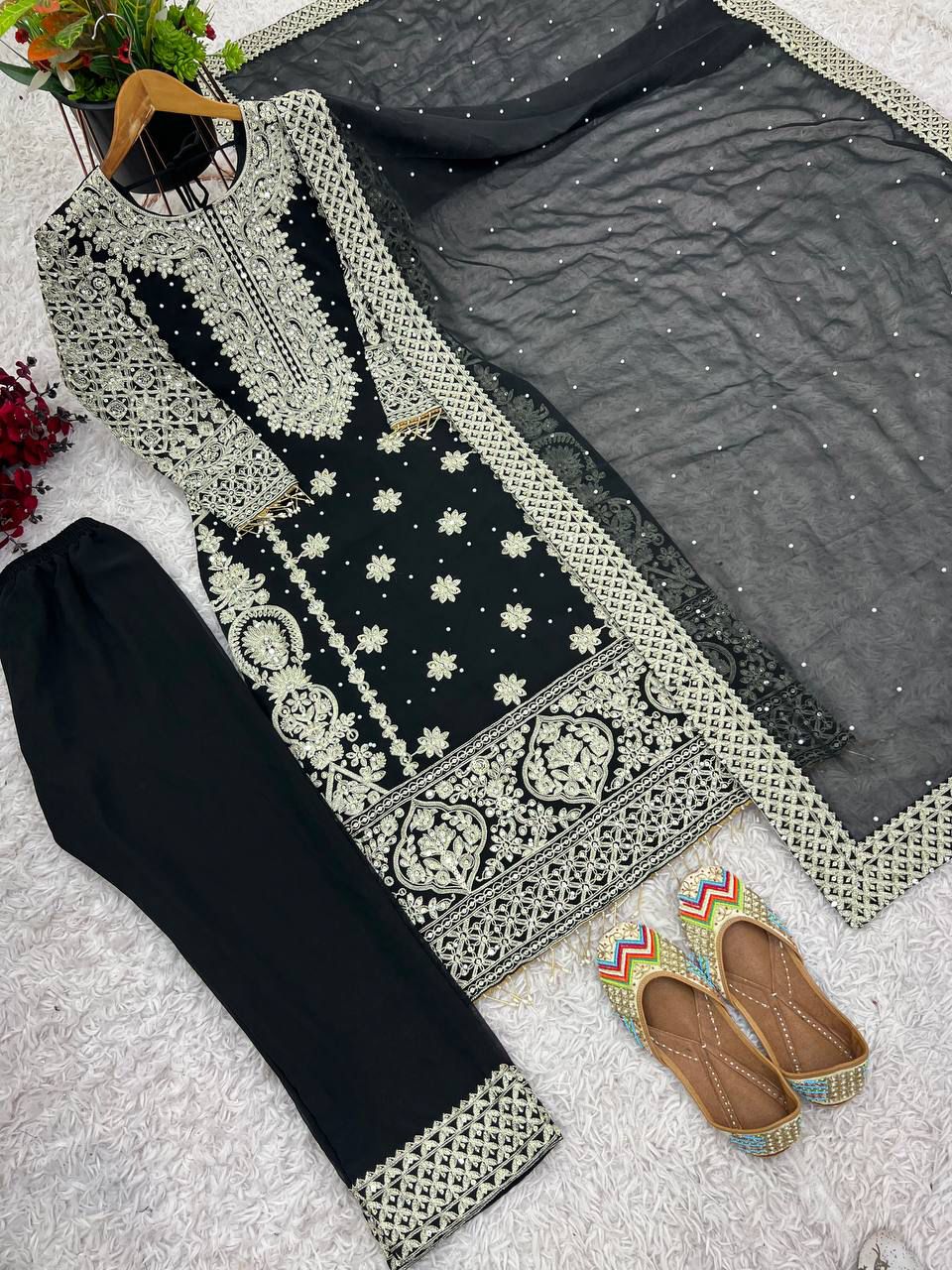 HEAVY LUXE SHALWAR SUITE
