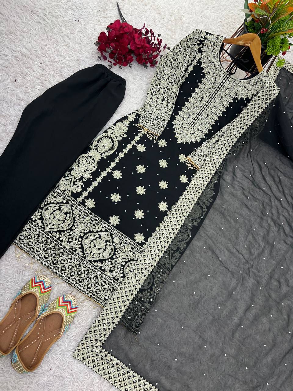 HEAVY LUXE SHALWAR SUITE