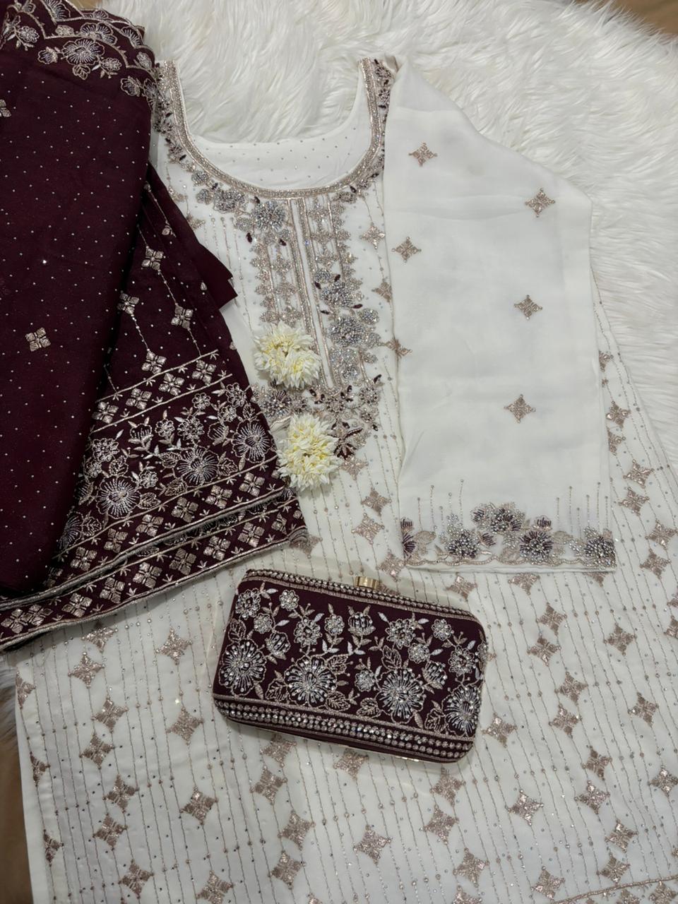 HEAVY ZARKHAN STONES WITH BRIDAL PURSE - IN HAND