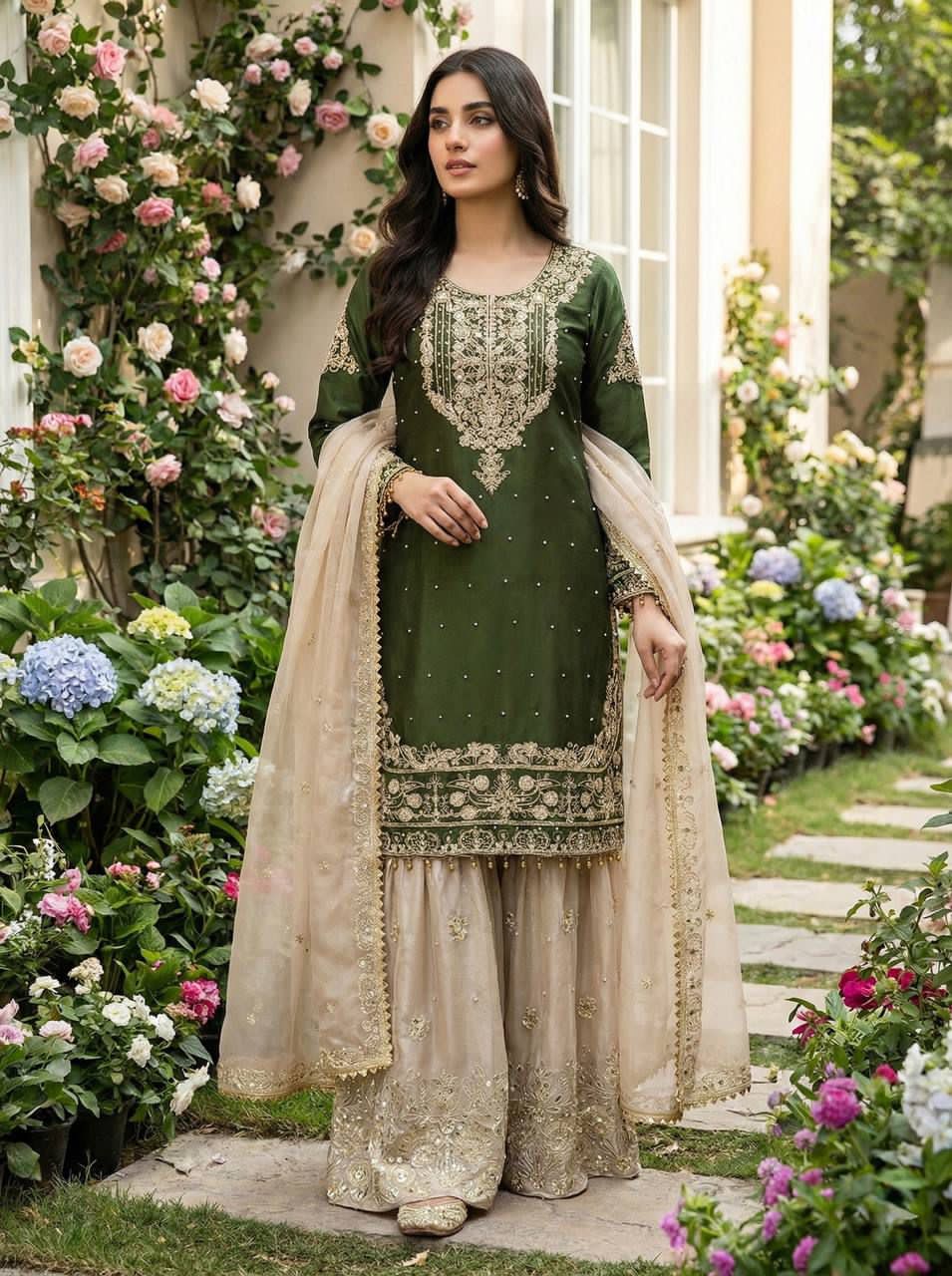 AARZOO LUXE GARARA SUIT PREMIUM ALLURE
