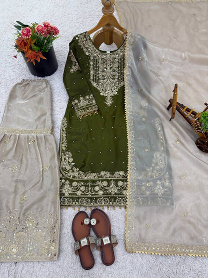 AARZOO LUXE GARARA SUIT PREMIUM ALLURE