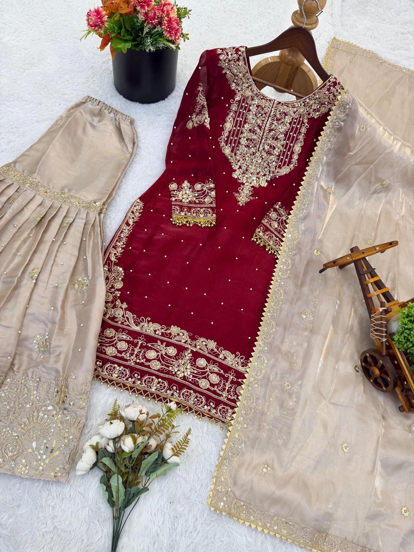 AARZOO LUXE GARARA SUIT PREMIUM ALLURE