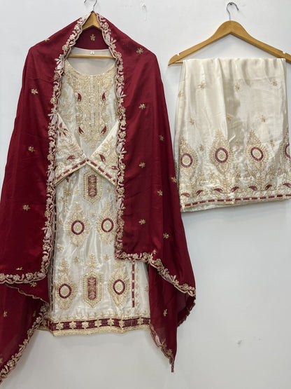 PRESENCE – EID LUXE CHINON ENSEMBLE