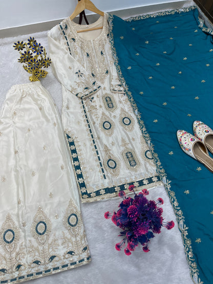 PRESENCE – EID LUXE CHINON ENSEMBLE