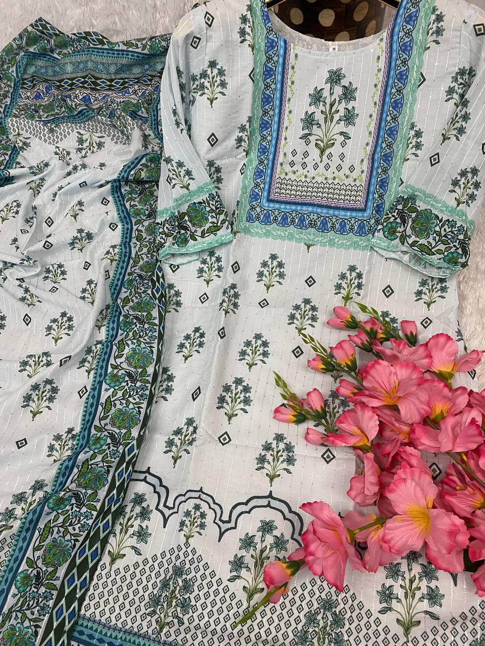 KURTI: BEAUTIFULLY PRINTED