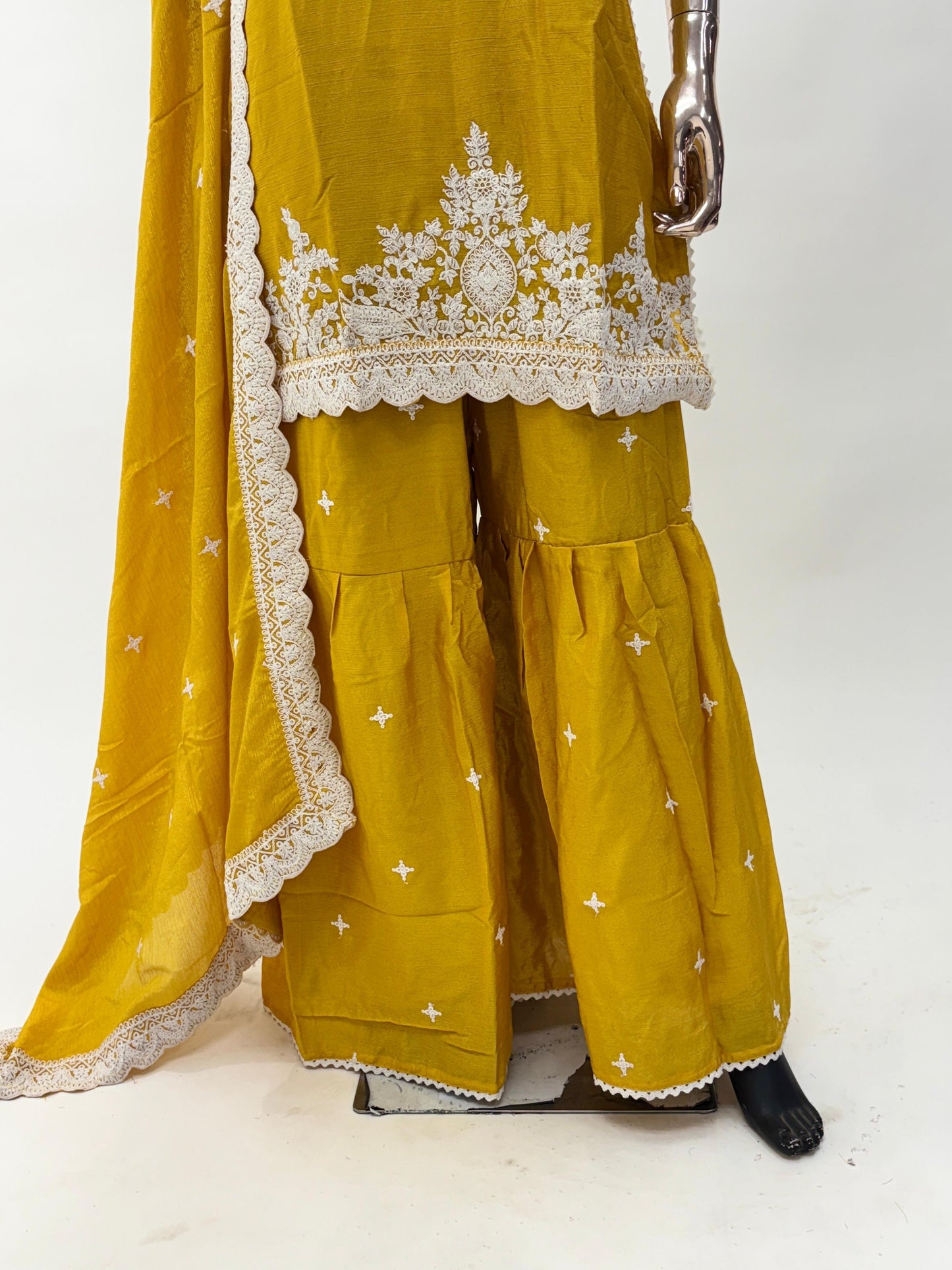 HEAVY HALDI & MEHENDI WEAR