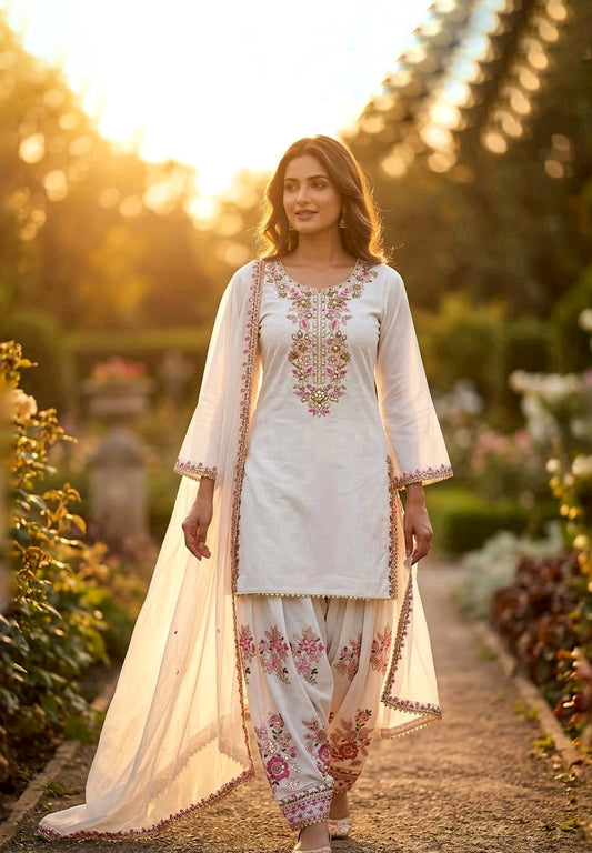 ELEGANT FRENCH CREPE EMBROIDERED FARSHI PANT SET WITH SILK DUPATTA