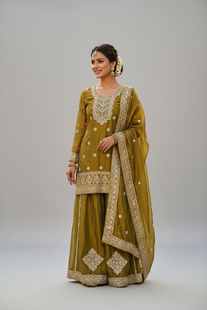SUNHERI HALDI & MEHENDI GRACE SET